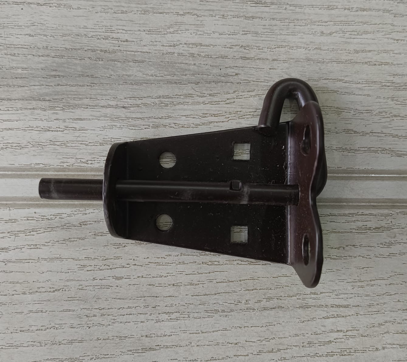 Locking Bolt